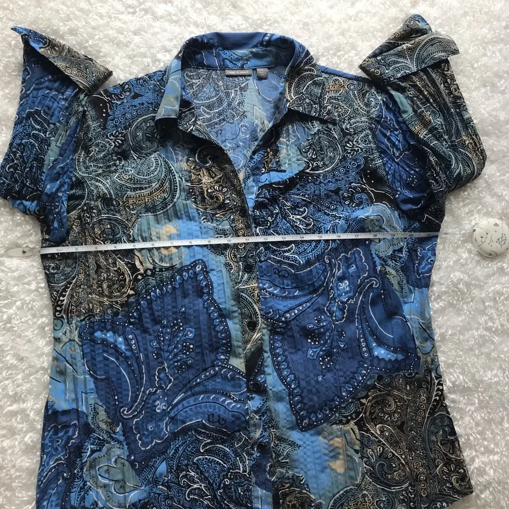 Blue Paisley Button-Up Blouse - Picture 6 of 11